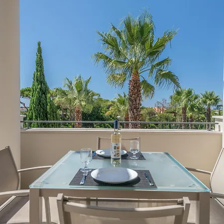 Pine Hills With Pool By Homing